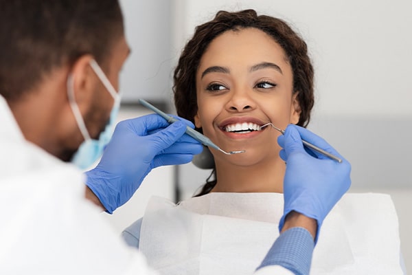 Cosmetic Dentistry- Veneers, Implants, Bridges, Bonding